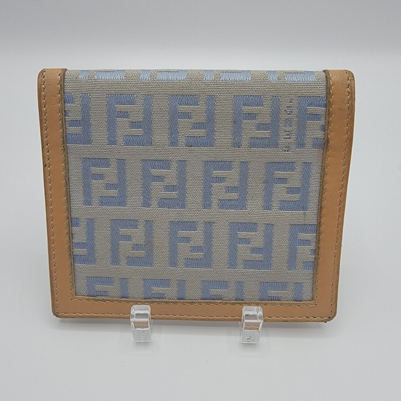 Authentic Preowned Fendi Bifold Wallet - Picture 3 of 9